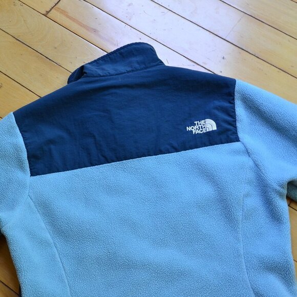 North Face Women’s Fleece Jacket Navy/Light Blue Colors Size M - Picture 10 of 12